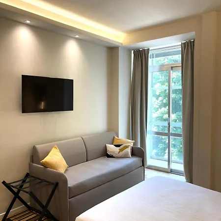 بيت ضيافة Giardini